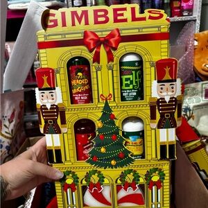 Elf bath and body gift set